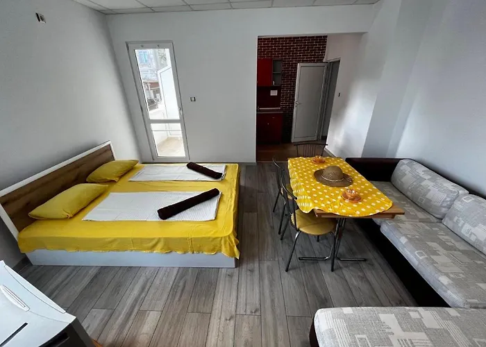 בית נופש Romance פומורי